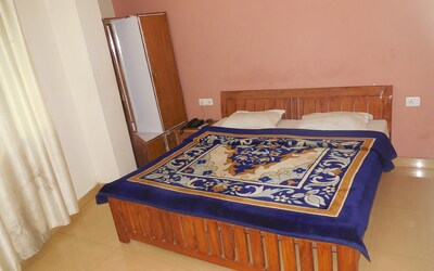 Hotel Diwan Guest House  Badrinath