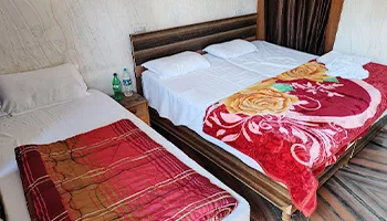  Hotel Aditya Palace Barkot