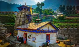 Hotel in Trijuginarayan