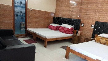 Hotel Ganga Niwas Gangotri