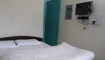 Hotel Maharastra Mandal Guptkashi