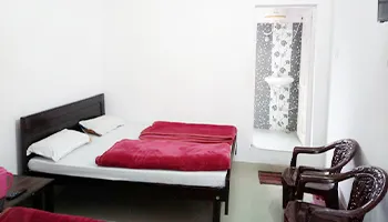 Rajhans Tourist Lodge Guptkashi