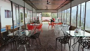 Hotel Raja Resort Guptkashi