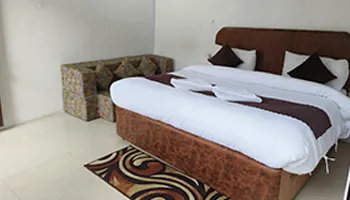 Hotel Raja Resort Guptkashi