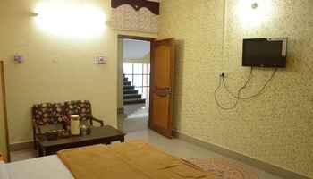 Hotel Chahat Residency Srinagar