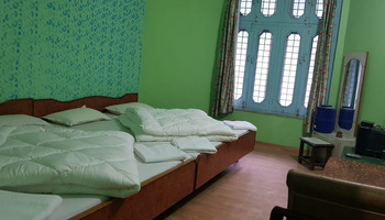  Hotel Chauhan Annexi Barkot