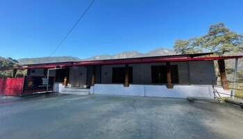 Hotel Farasu Hills Resort Srinagar