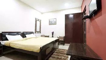 Hotel Kailash Residency Guptkashi