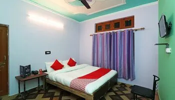 Hotel Kanak Palace Barkot