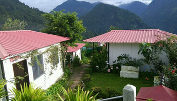 Hotel Lal's Resort Guptkashi