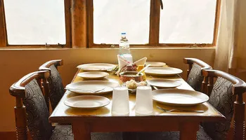  Hotel Mount View Pipalkoti