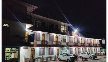 Hotel New Gangaputra Sitapur