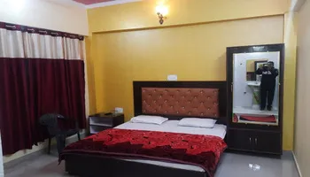  Hotel Peace Palace Pipalkoti