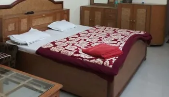 Hotel Urvashi Srinagar