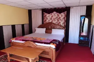Hotel Snow view Ukhimath
