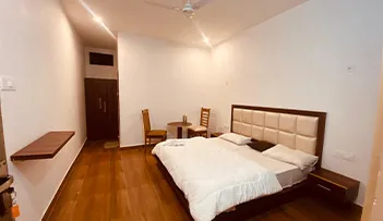 Hotel Tripura, Guptkashi