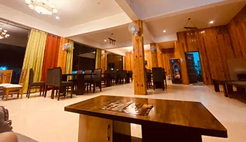 Hotel Tripura, Guptkashi