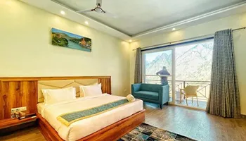 Tathastu Maitri Ski Resort Joshimath