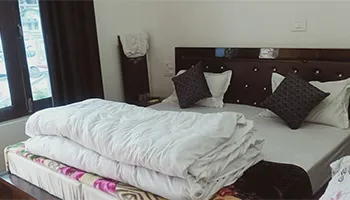 Yamuna Parmarth Hotel & Restorent Kharsali
