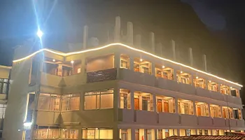 Hotel Om Radhey Badrinath