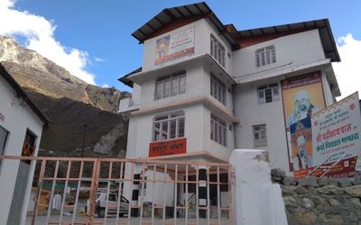 Hotel Satguru  Badrinath