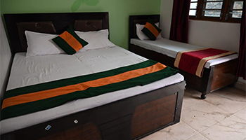 Hotel Kedar Badri Sitapur