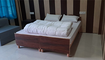Hotel Kedar Badri Sitapur