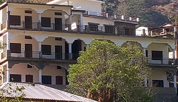 New Maa Aakash Ganga Hotel Sitapur