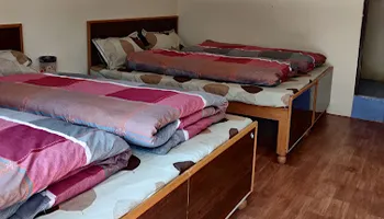 Hotel Devlok & Restuarant Sonprayag