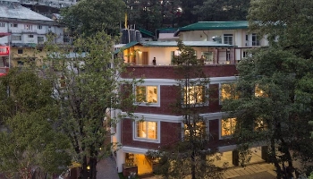 Goldfish Hotels LA Eden