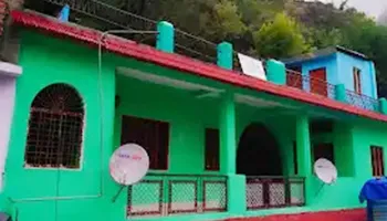 Hotel Sainik
