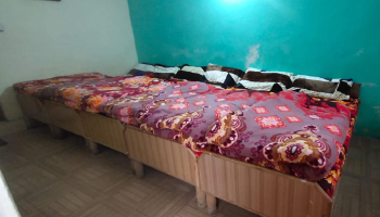 Hotel Frontier