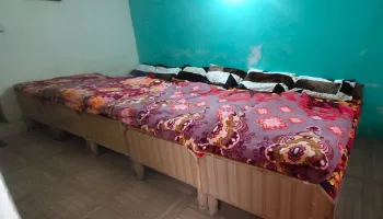 Hotel Frontier