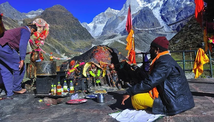 Kedarnath Yatra by Helicopter Banner 3
