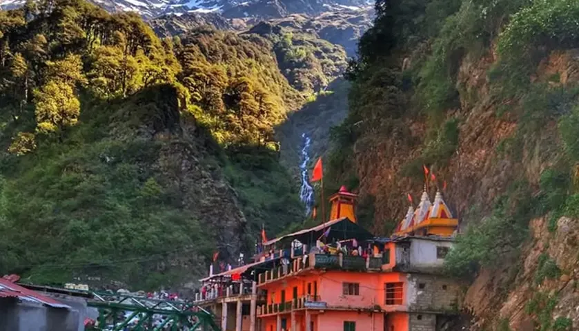 Yamunotri Yatra by Helicopter Banner 3