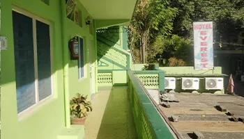 Hotel Everest Uttarkashi